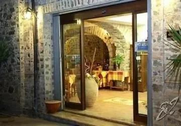 La Grotta 3* Filadelfia